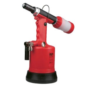 Pneumatic-hydraulic rivet gun with intake - RAC 171